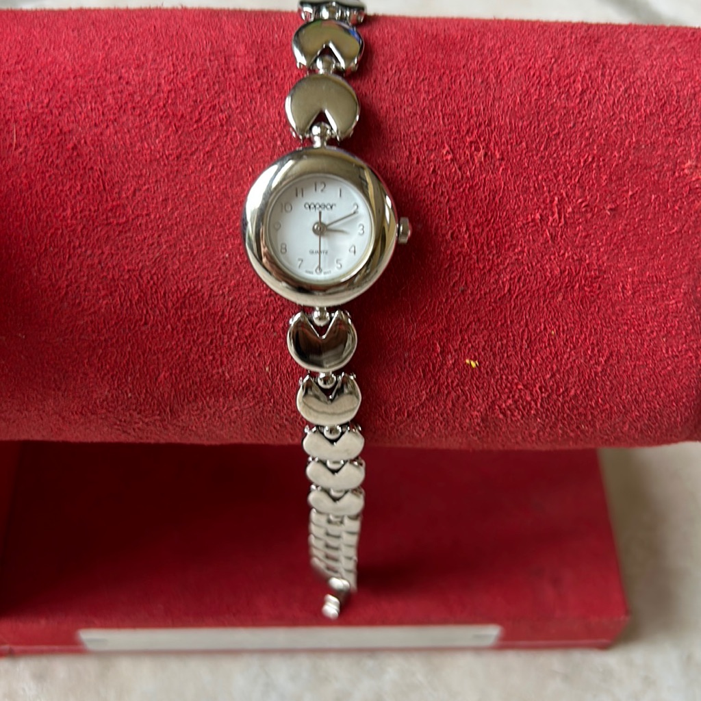 Appear Women Quartz Watch
